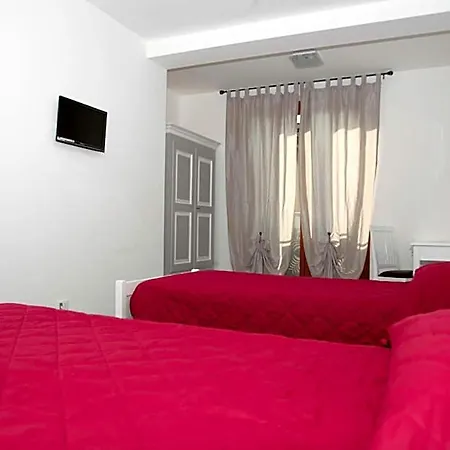 Nettuno Bed & Breakfast Comun Nuovo